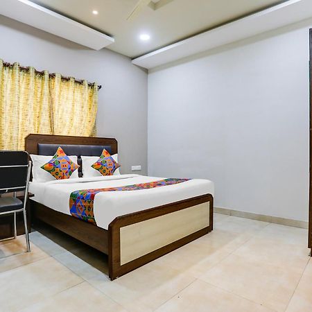 Fabhotel Johar Inn Rāipur Esterno foto
