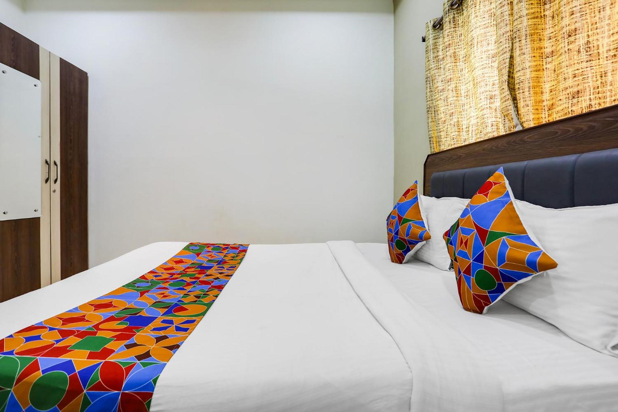 Fabhotel Johar Inn Rāipur Esterno foto