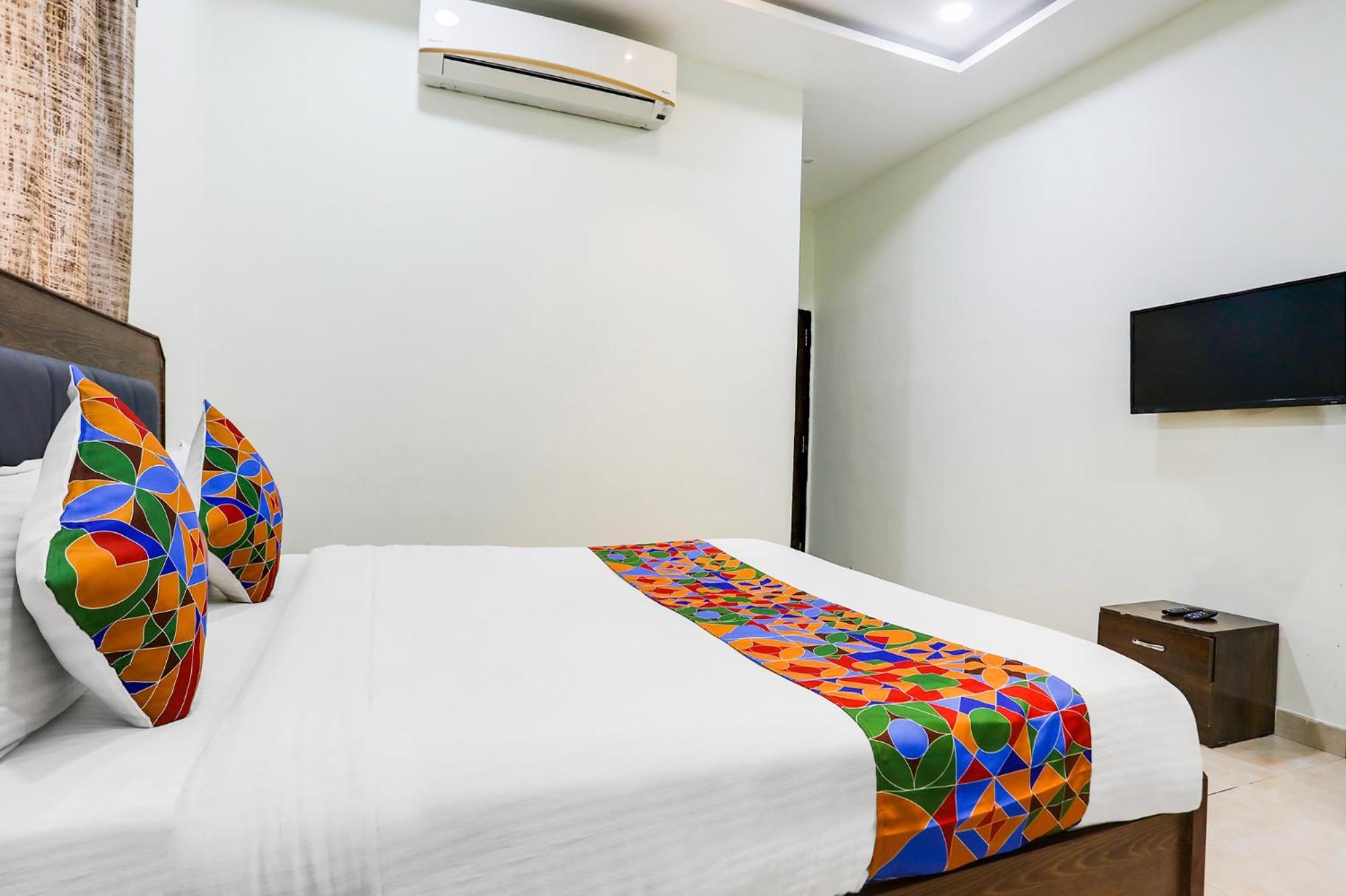 Fabhotel Johar Inn Rāipur Esterno foto