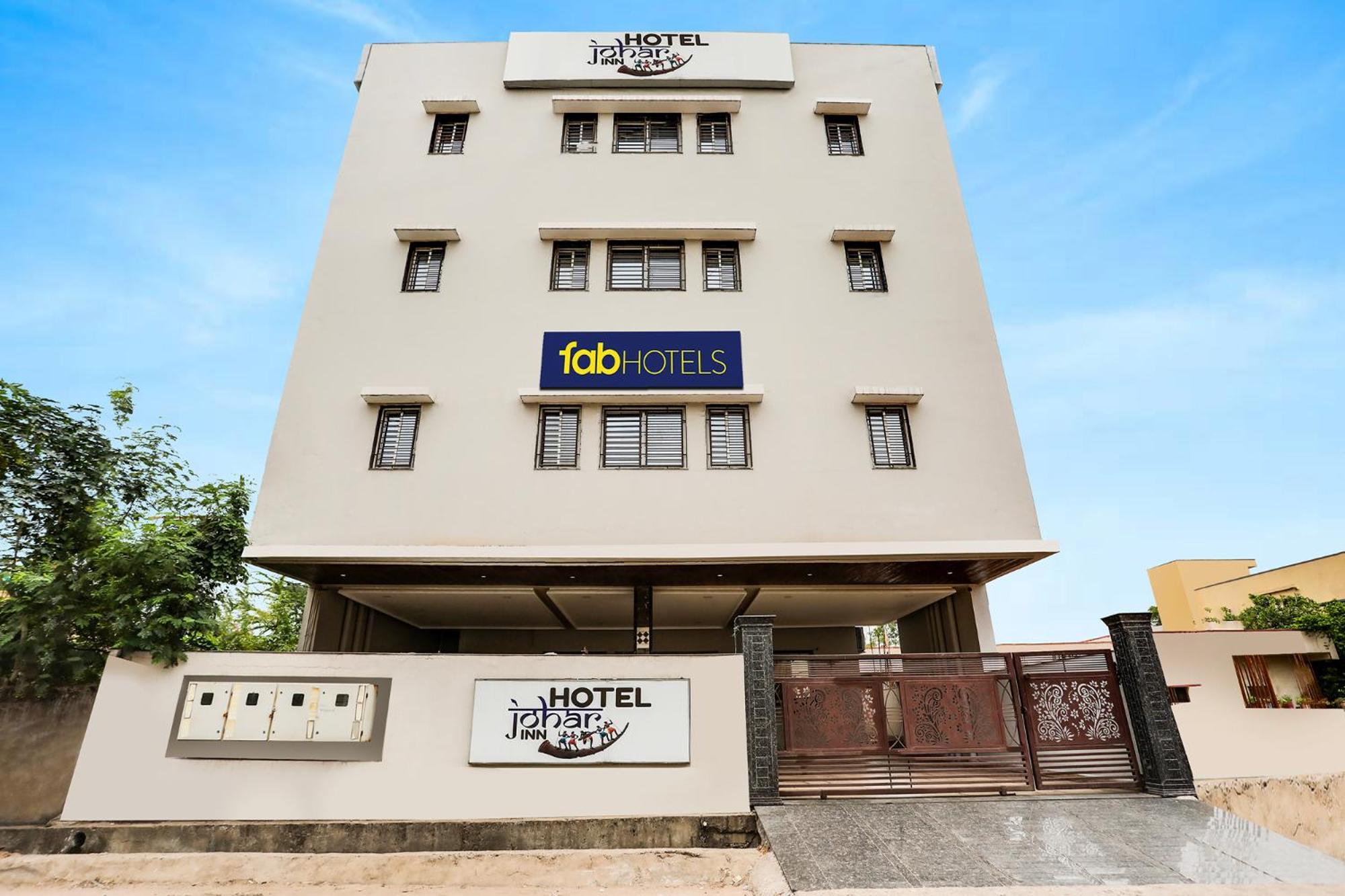 Fabhotel Johar Inn Rāipur Esterno foto