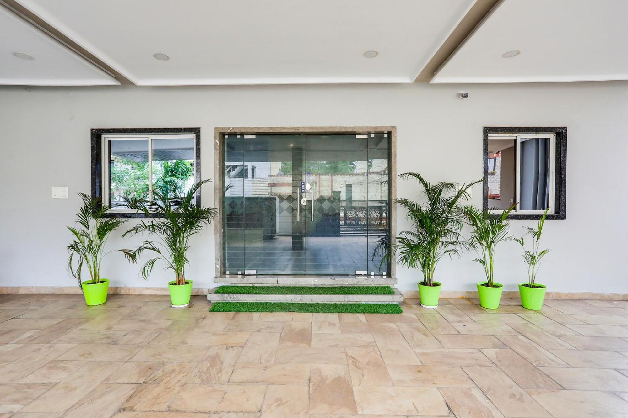 Fabhotel Johar Inn Rāipur Esterno foto